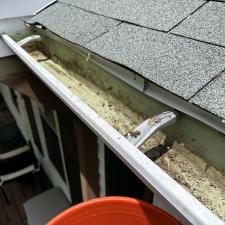Gutter-Cleaning-Expertise-in-North-Chesterfield-Virginia 3