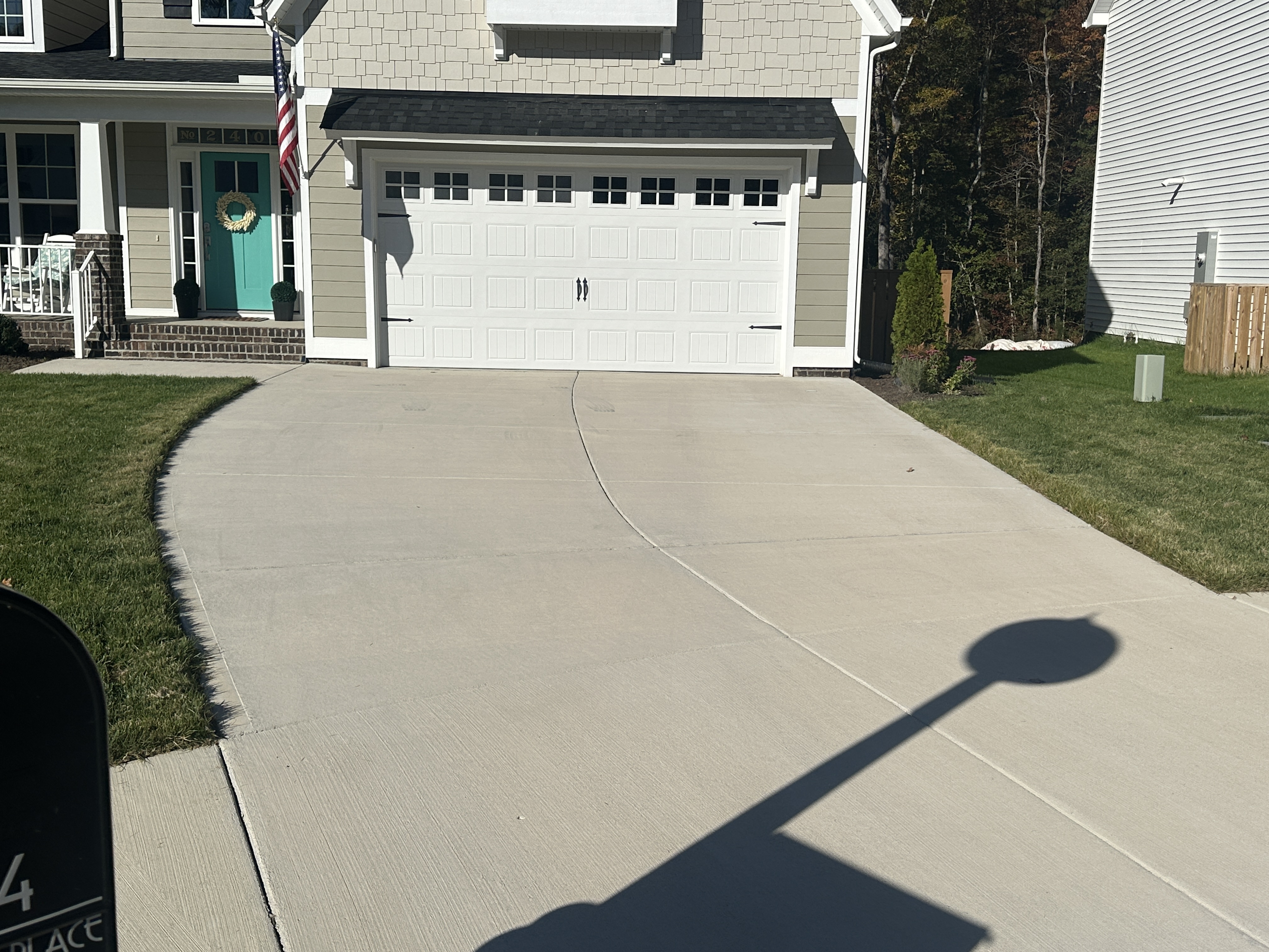 Top Quality Driveway Cleaning in Midlothian, VA Thumbnail