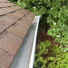 Professional-Gutter-Cleaning-in-Williamsburg-Virginia 6