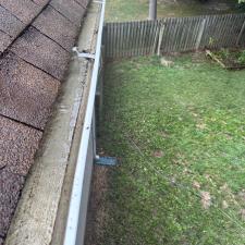 Professional-Gutter-Cleaning-in-Williamsburg-Virginia 8